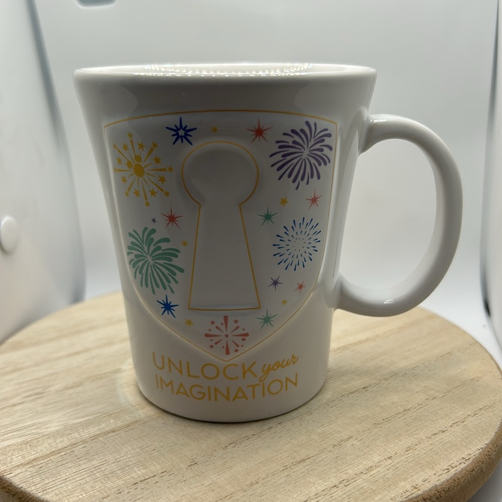 Disney Parks Exclusive Mickey Mug Unlock your imagination 13oz cup NWOT